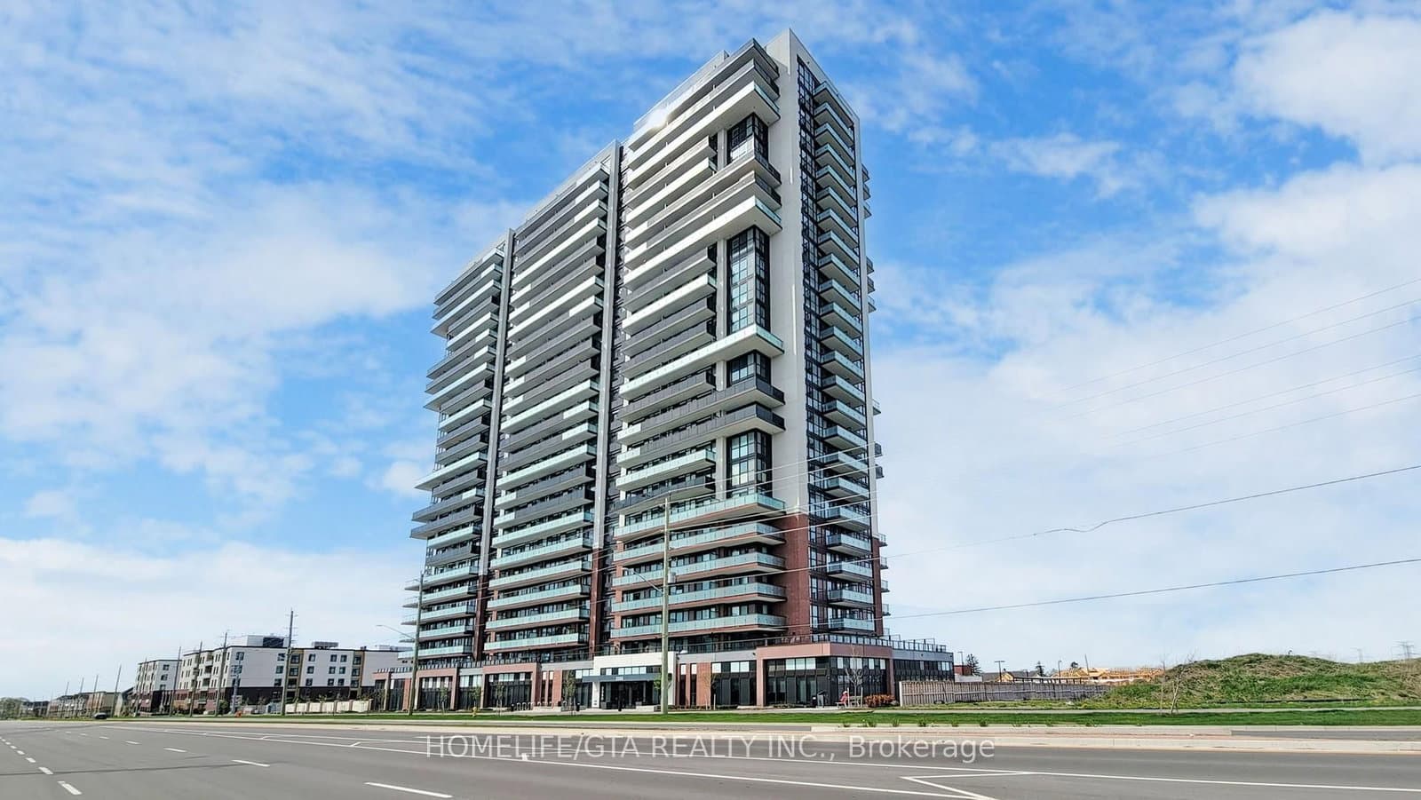 2550 Simcoe Street N, Unit 1109