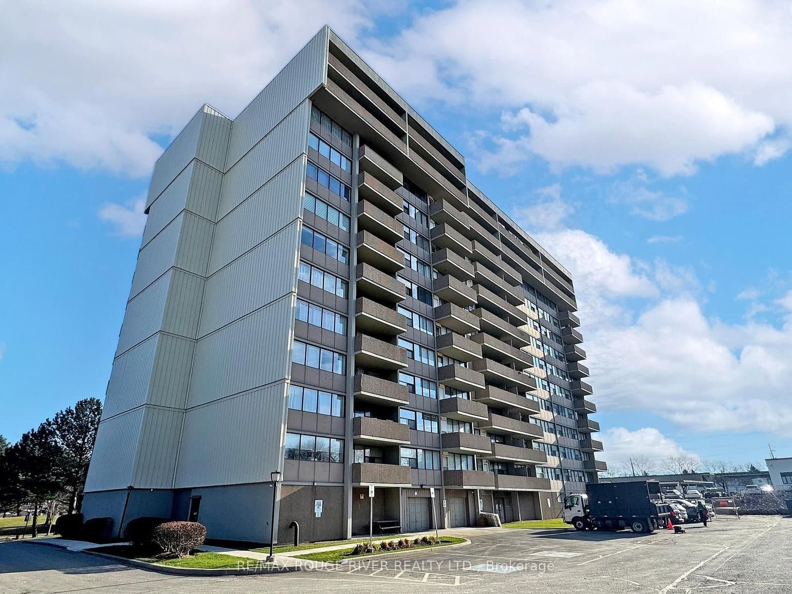 40 Bay Mills Boulevard, Unit 307