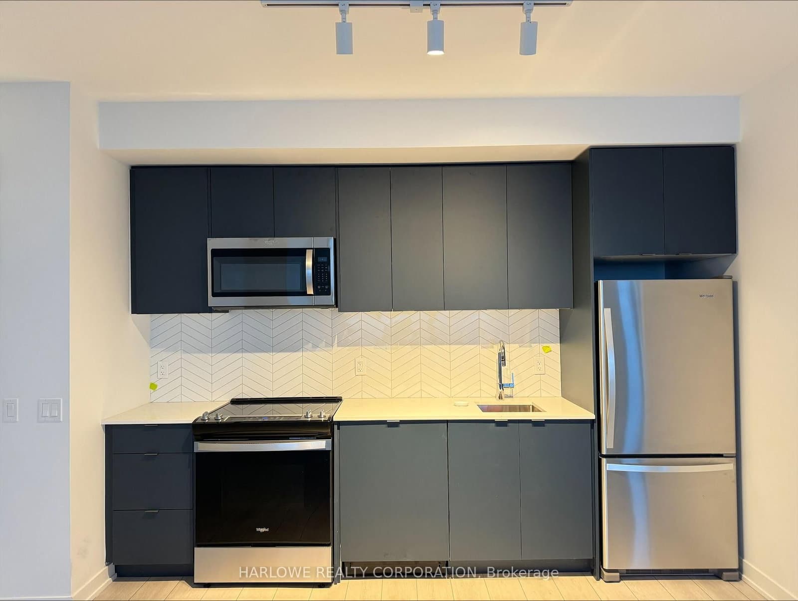 1606 Charles Street, Unit PH1803