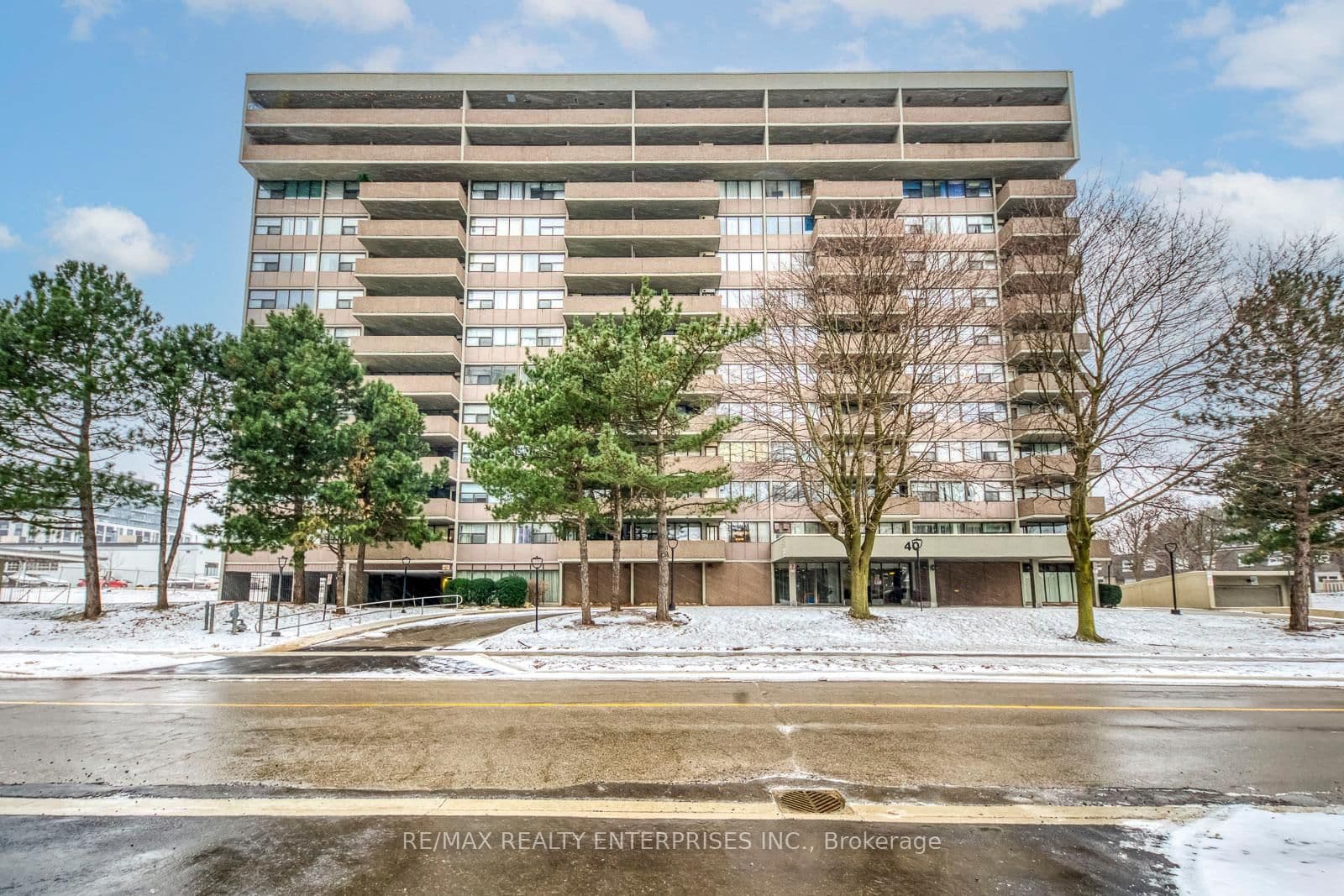 40 Bay Mills Boulevard, Unit 301