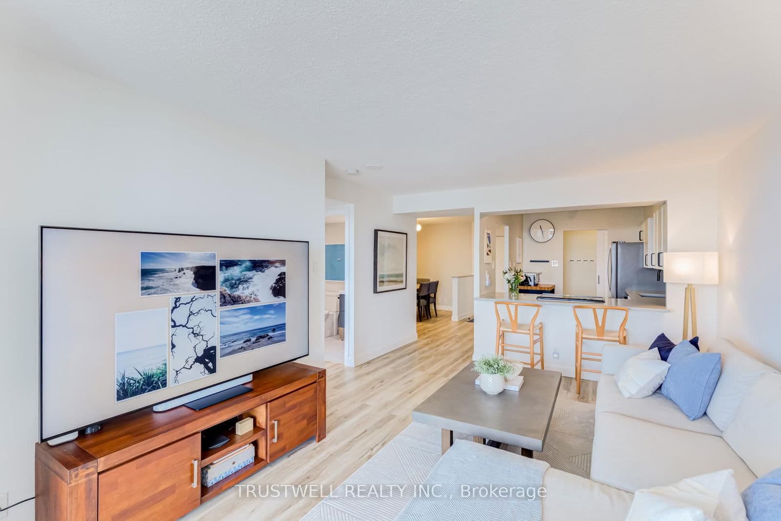 1890 Valley Farm Road, Unit 802