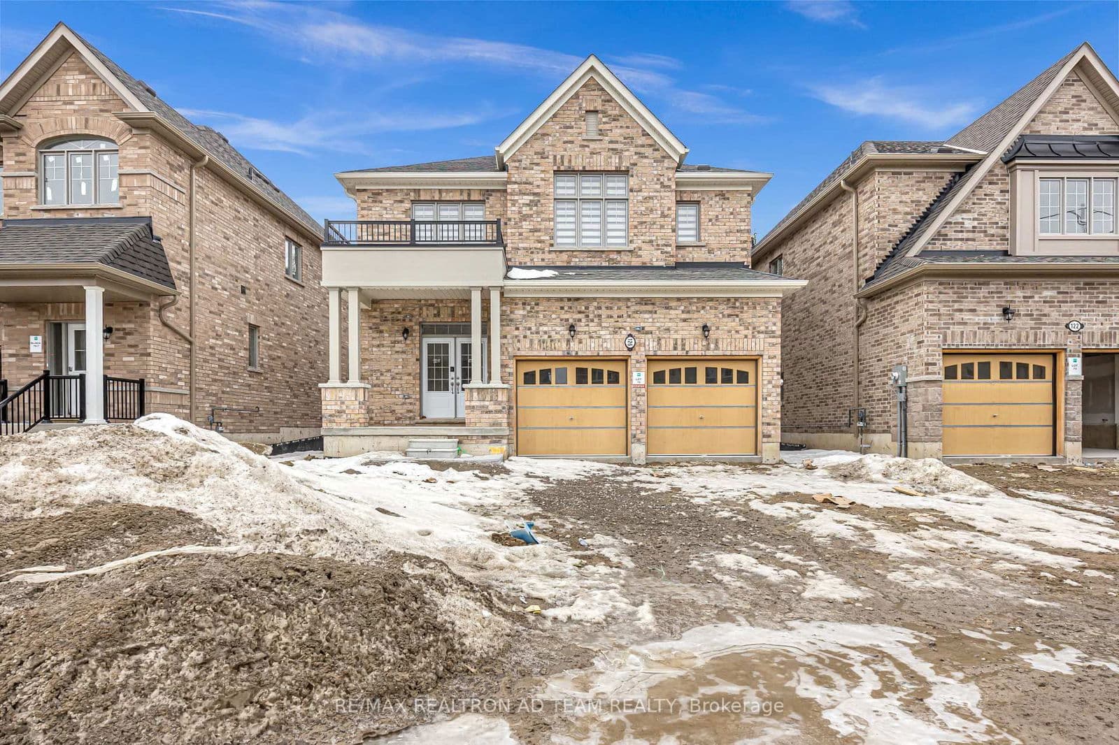 126 North Garden Boulevard