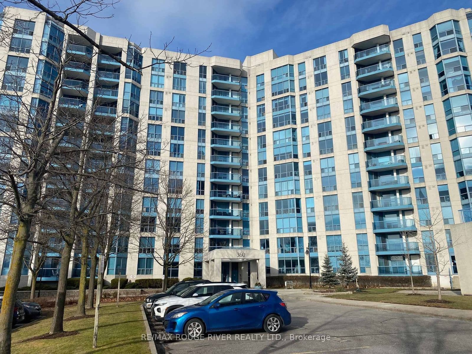 360 Watson Street, Unit 607