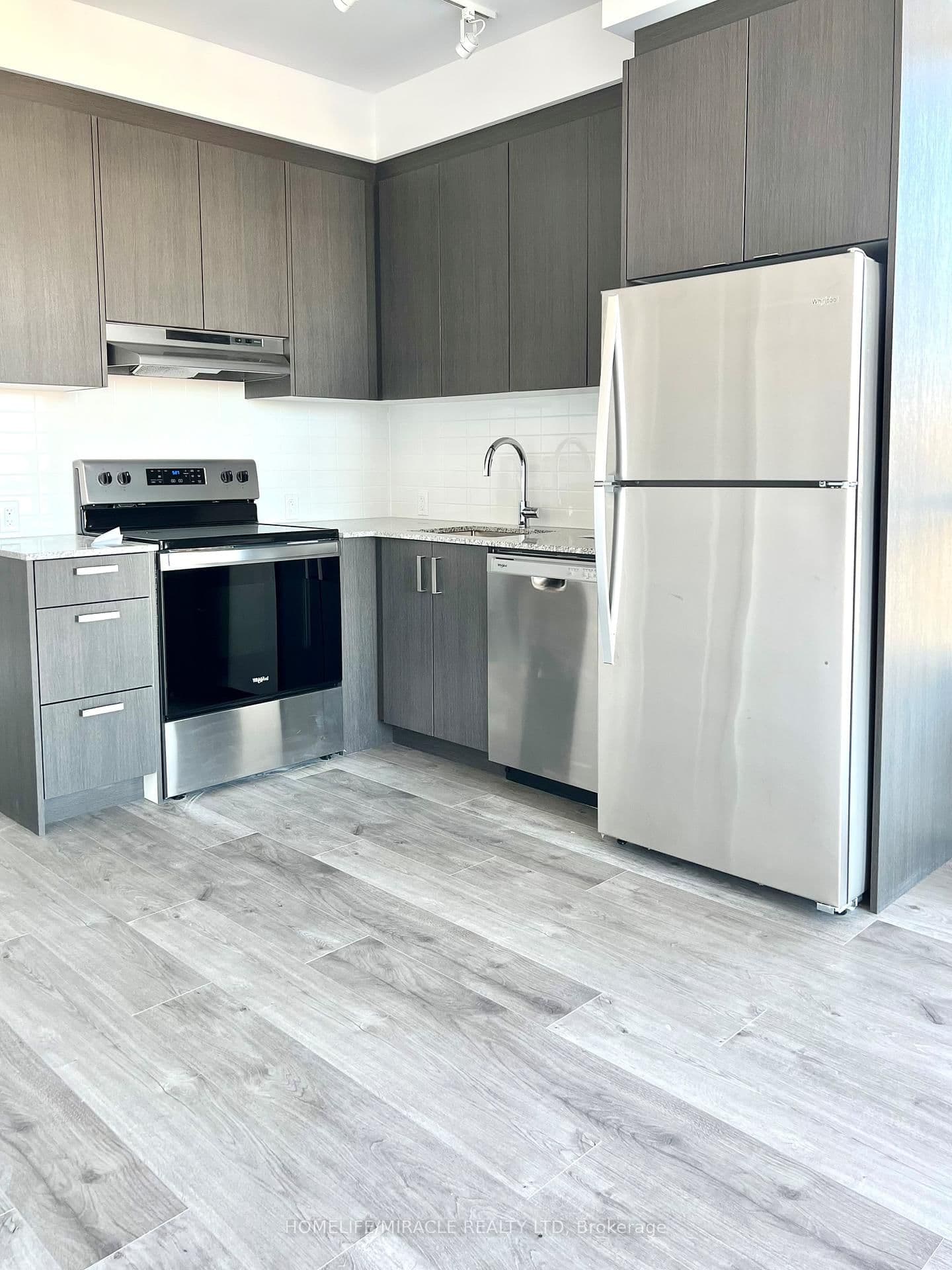 1010 DUNDAS Street E, Unit 305