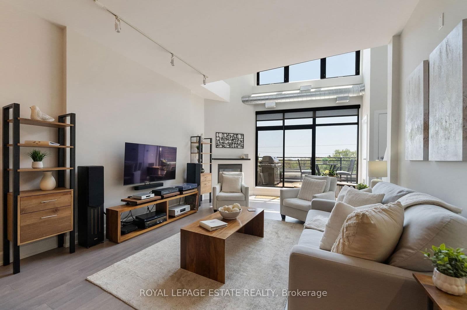 160 Fallingbrook Road, Unit 409