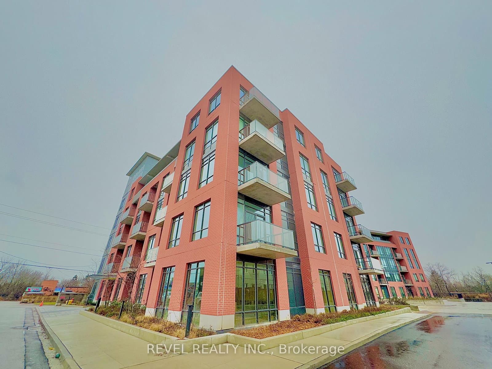 1010 Dundas Street E, Unit 504