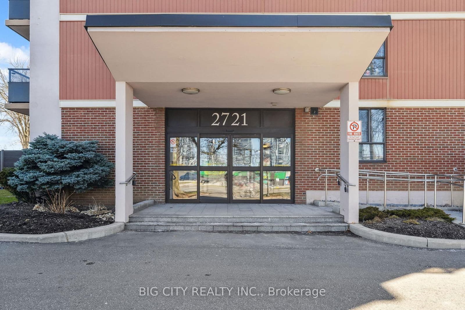 2721 Victoria Park Avenue, Unit 901