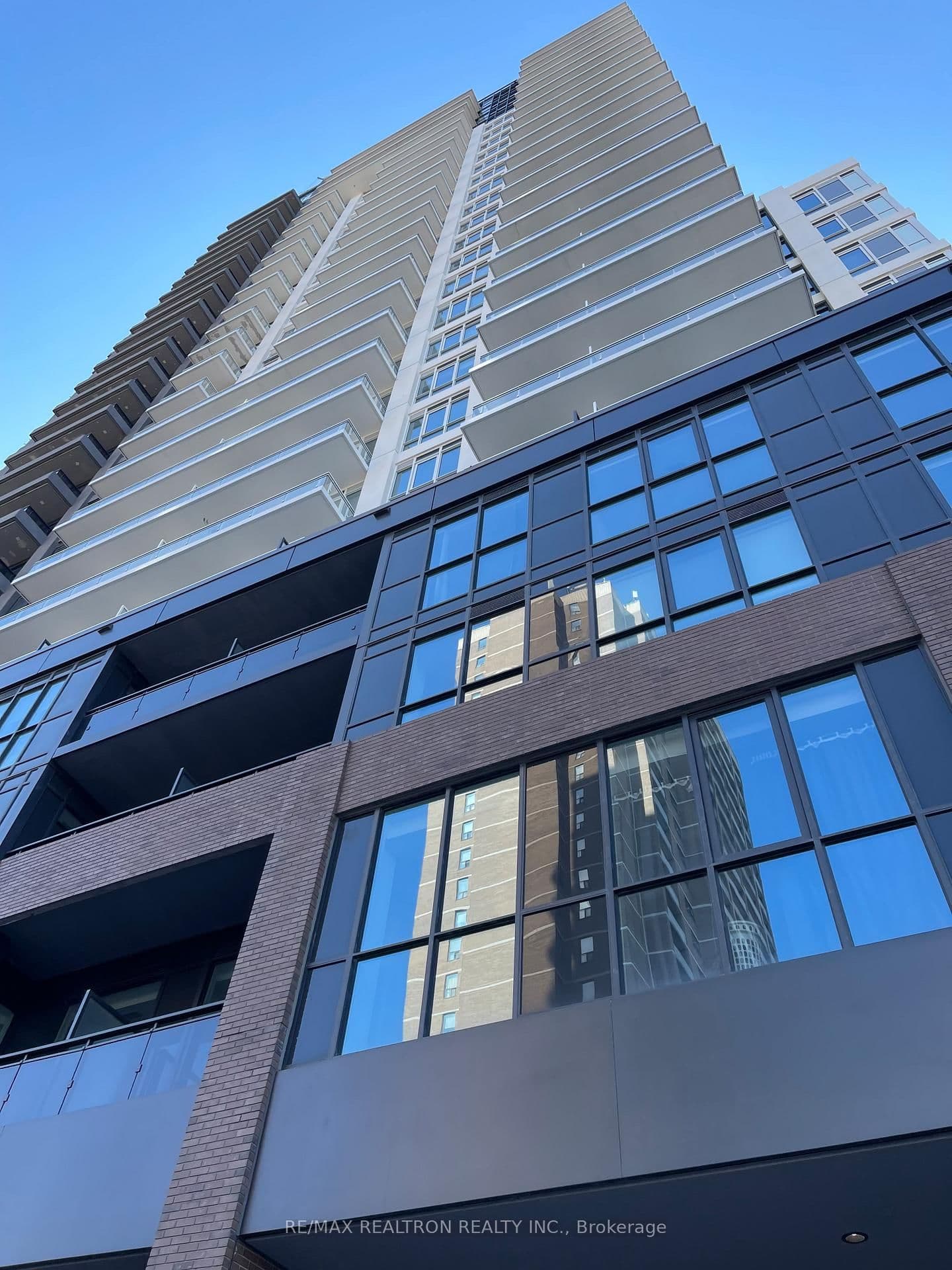 286 Main Street, Unit 2511