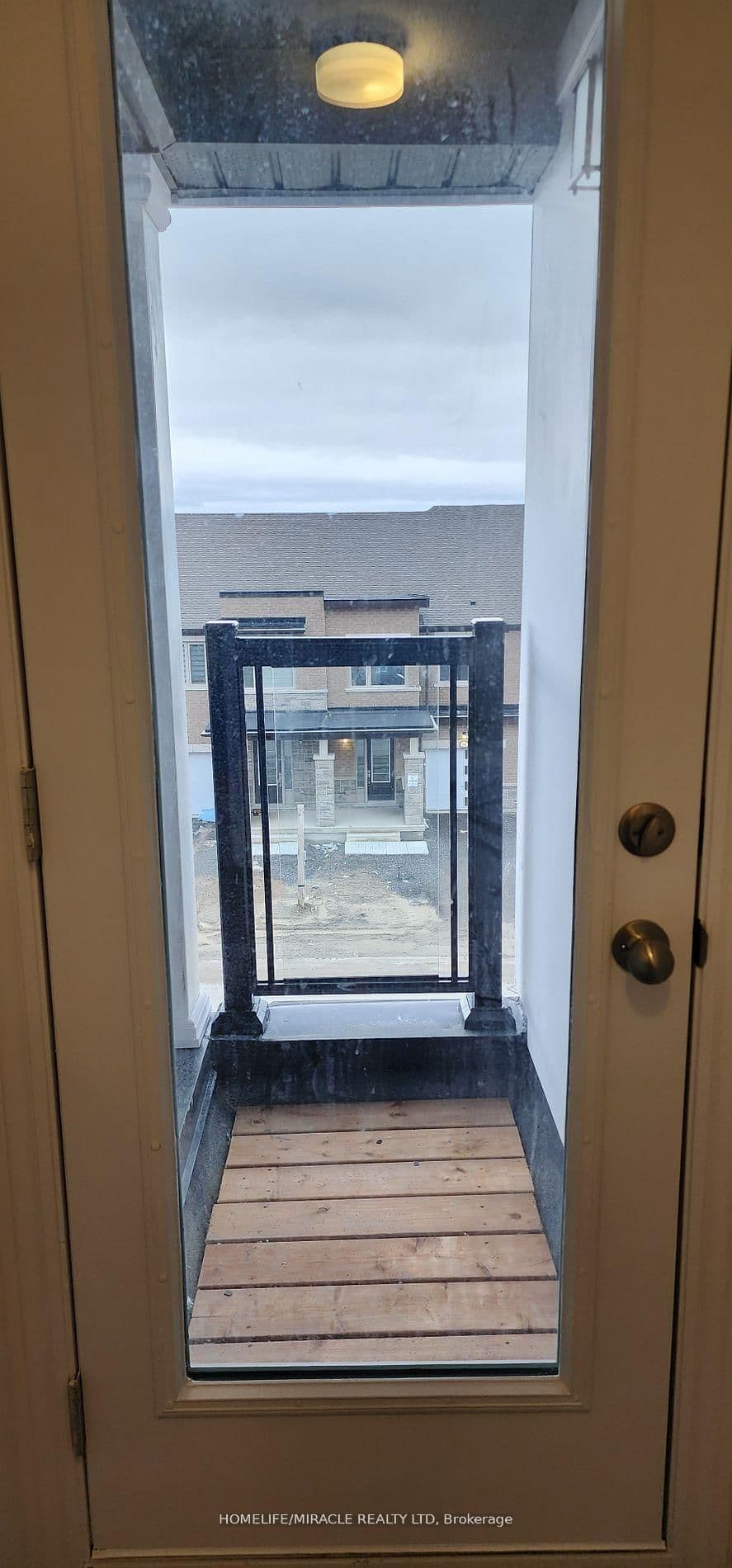 2039 Cameron Lott Crescent