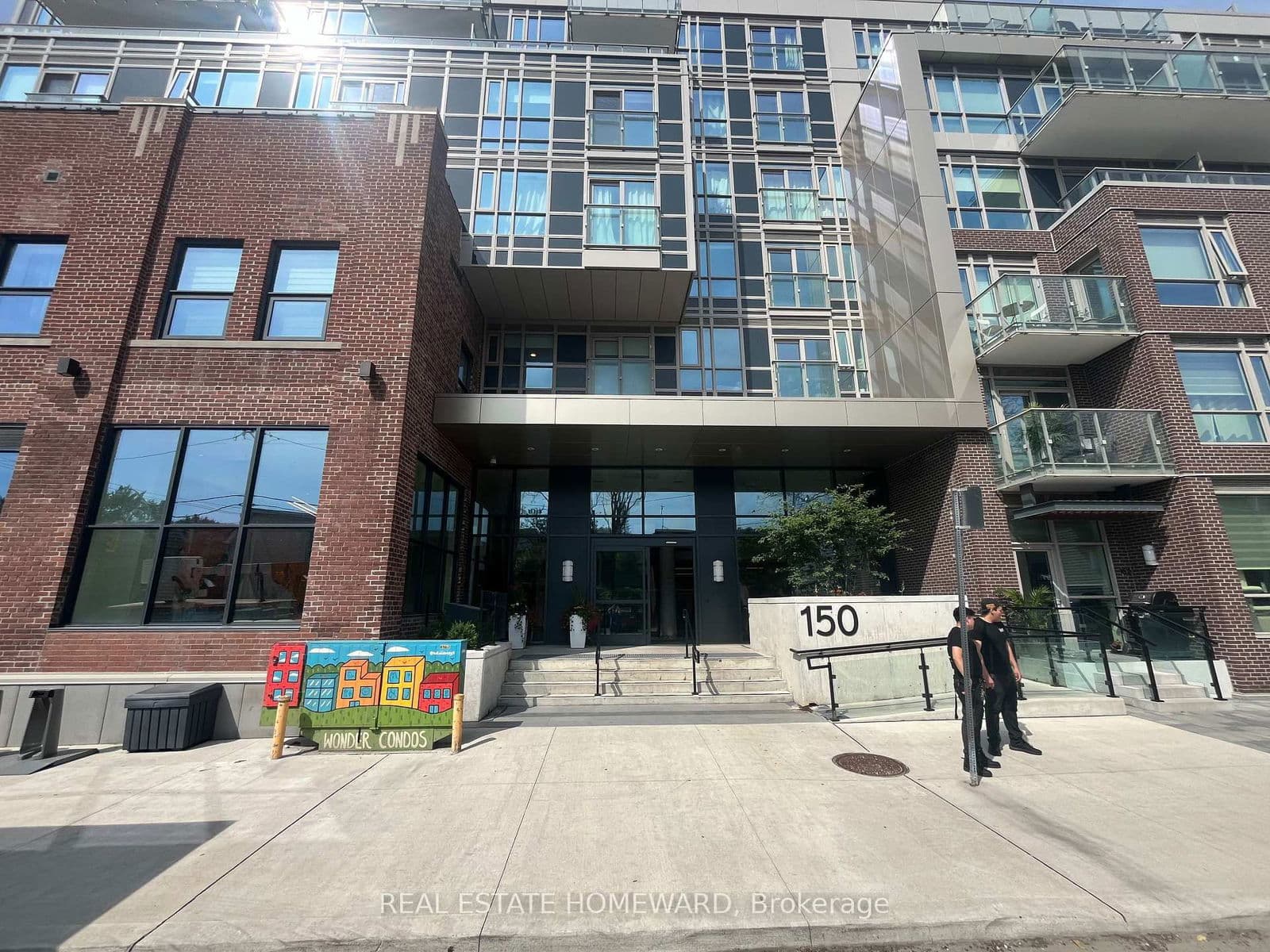 150 Logan Avenue, Unit 402