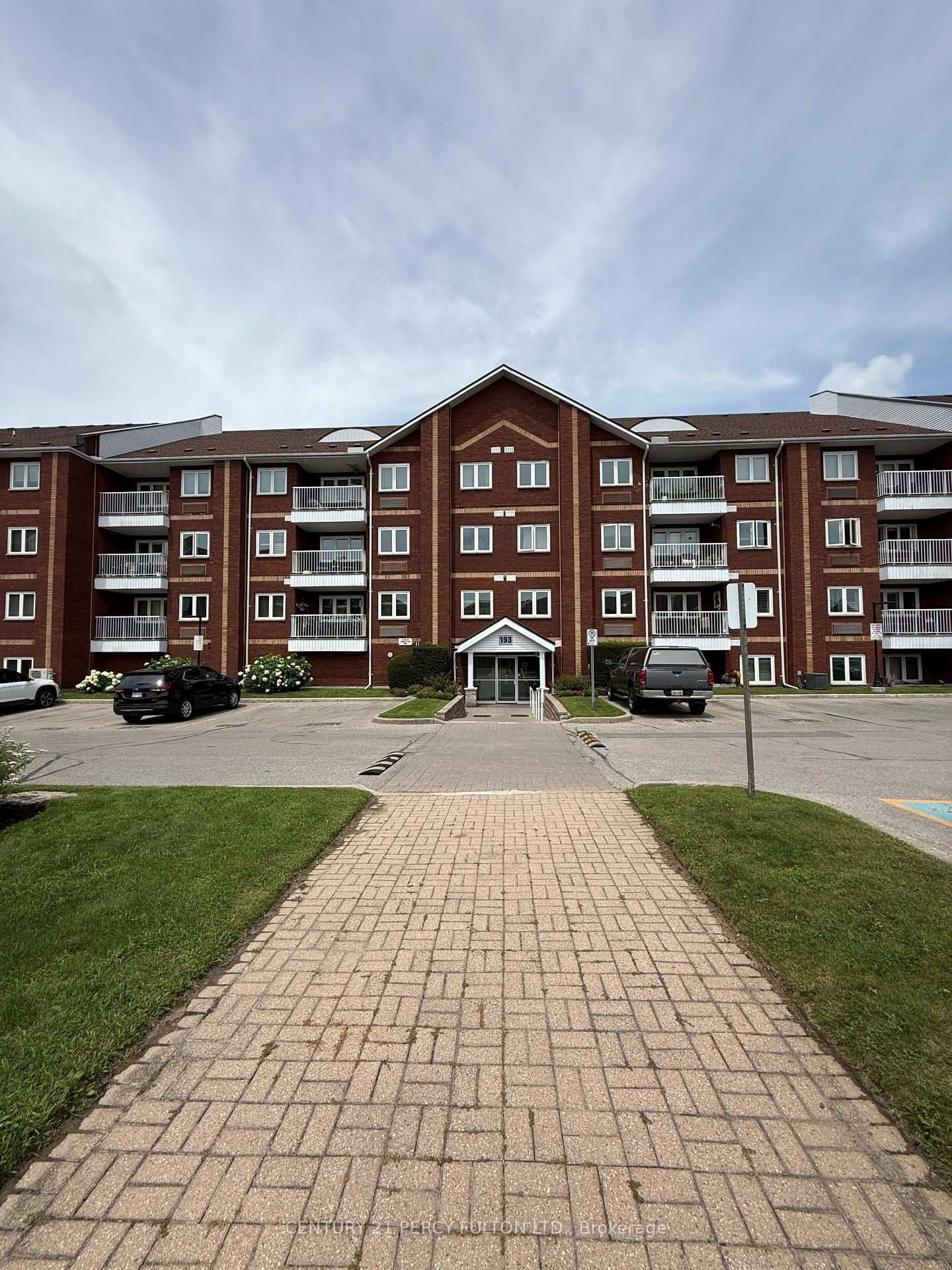 193 Lake Driveway W, Unit 420