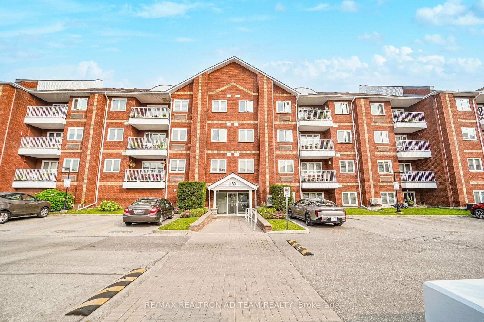 189 Lake Driveway W, Unit 409