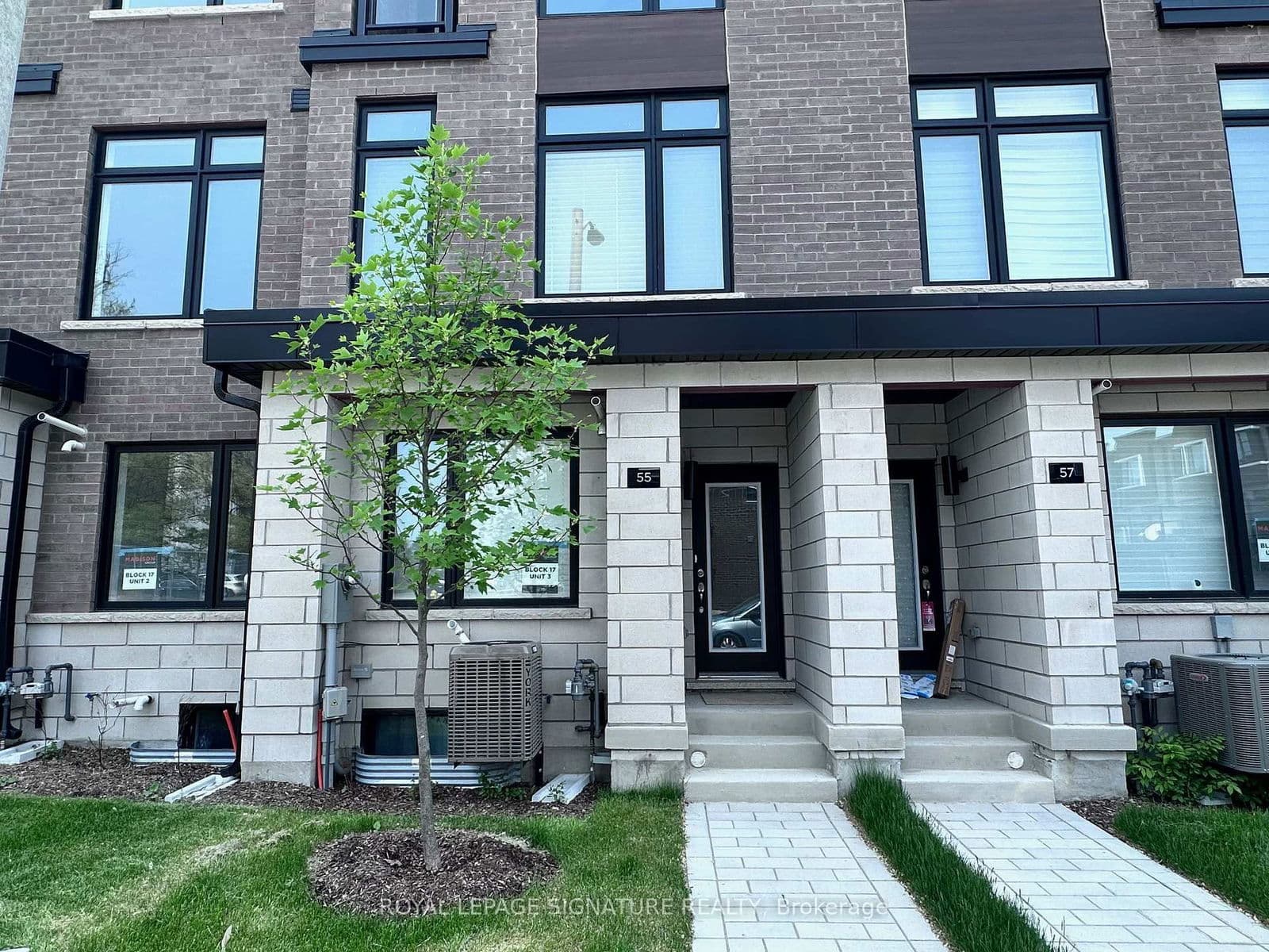 55 Akil Thomas Gardens, Unit Upper