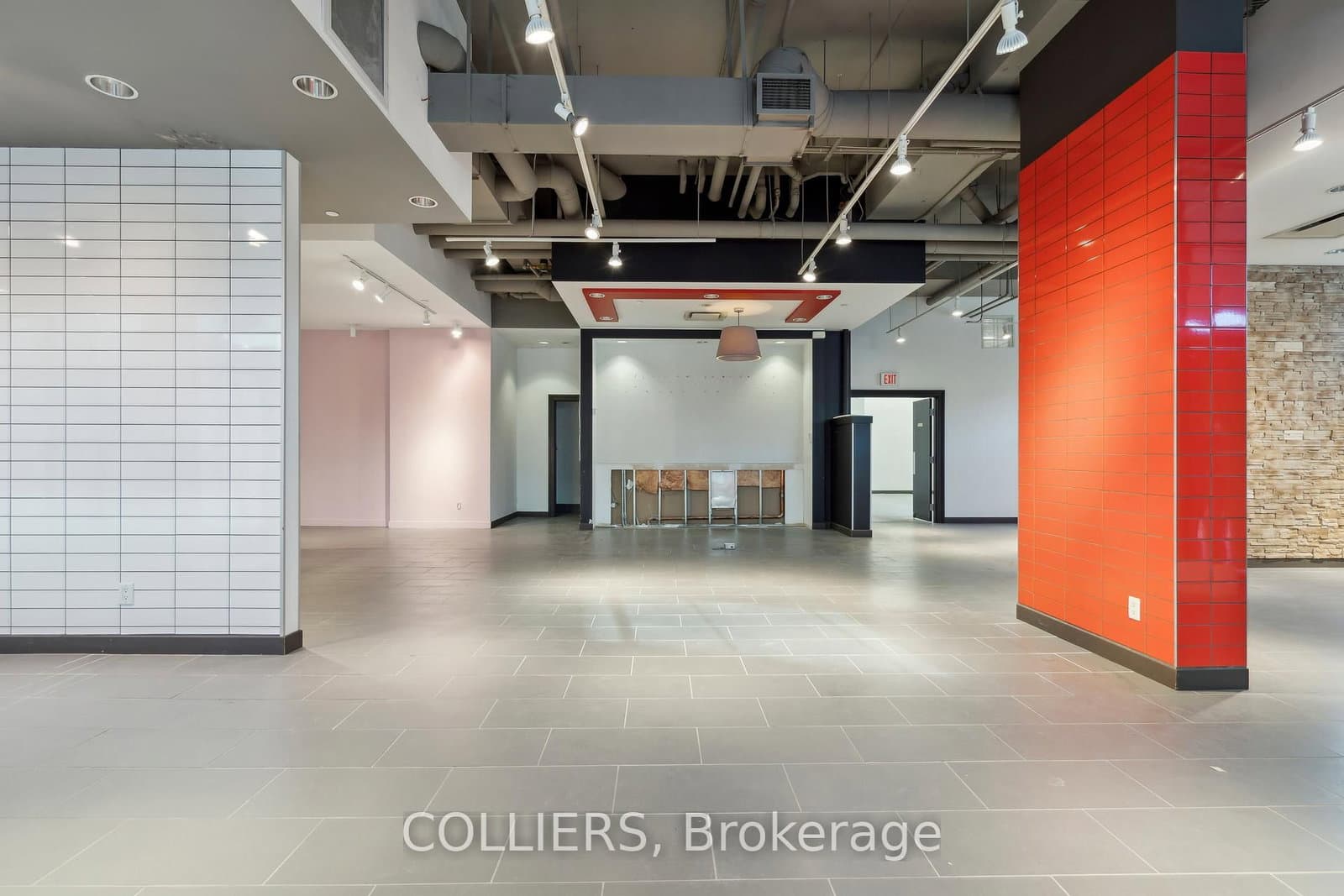 #6-10 - 1847 Queen Street E