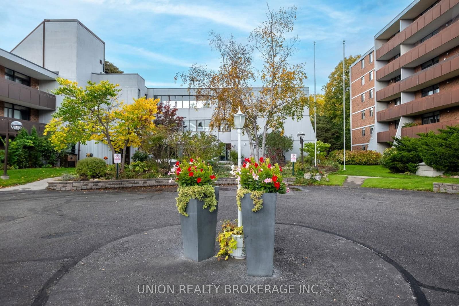 50 Old Kingston Road, Unit 5-104