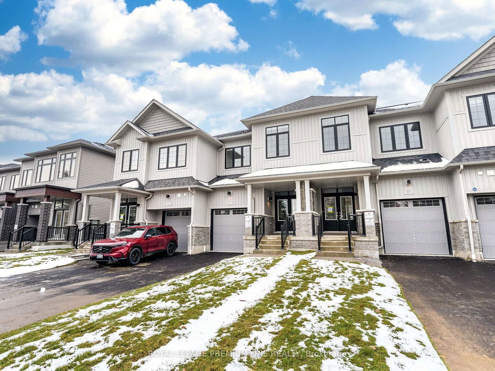 2053 Horace Duncan Crescent