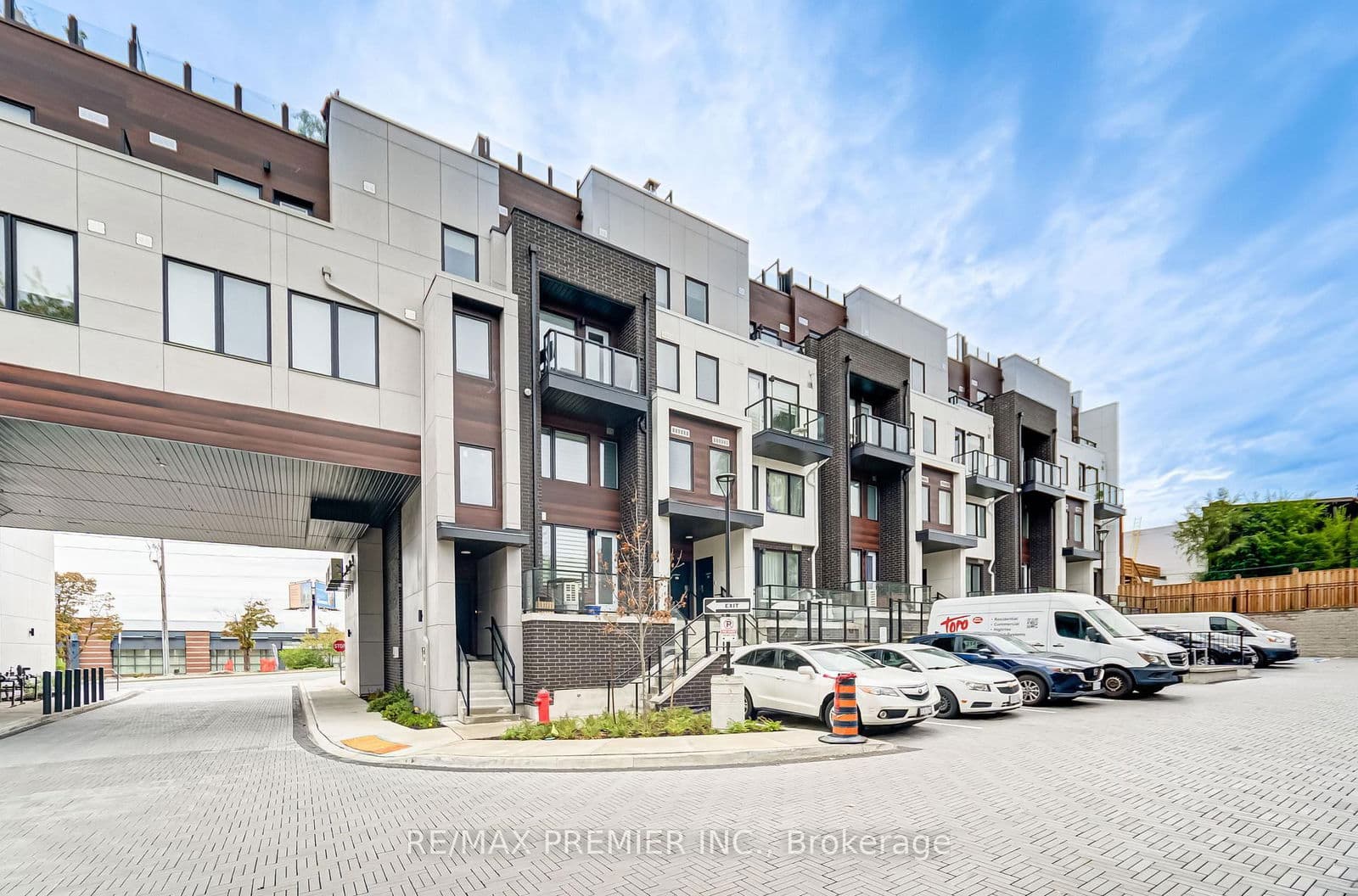 1479 O'Connor Drive, Unit 8