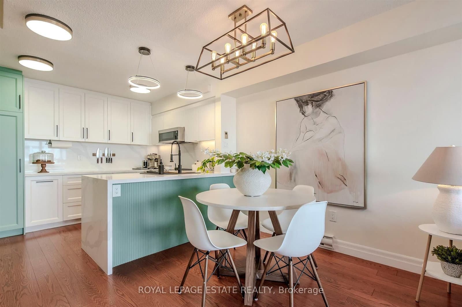 1209 Queen Street E, Unit 32