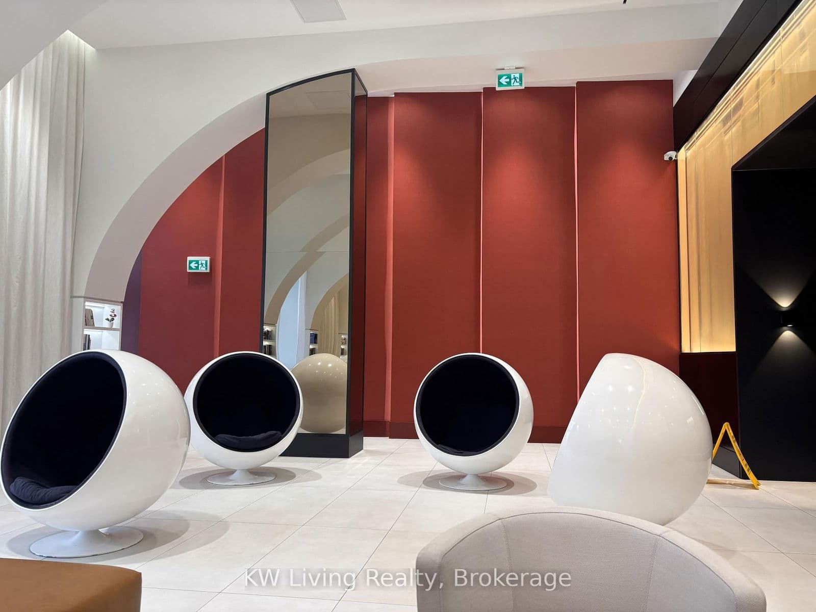 2033 Kennedy Road, Unit 1810