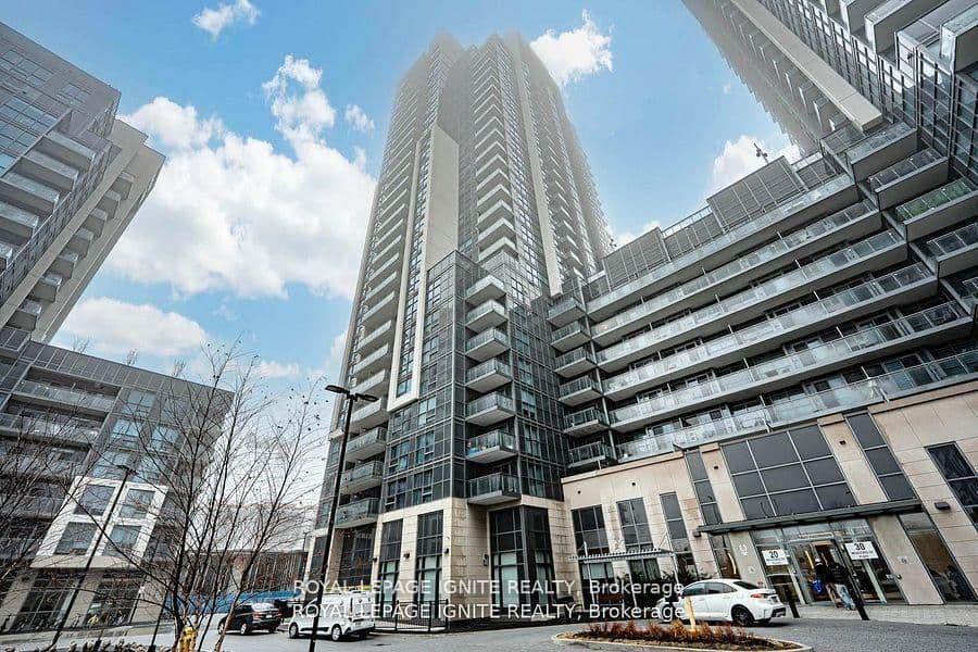 #429 - 20 Meadowglen Place