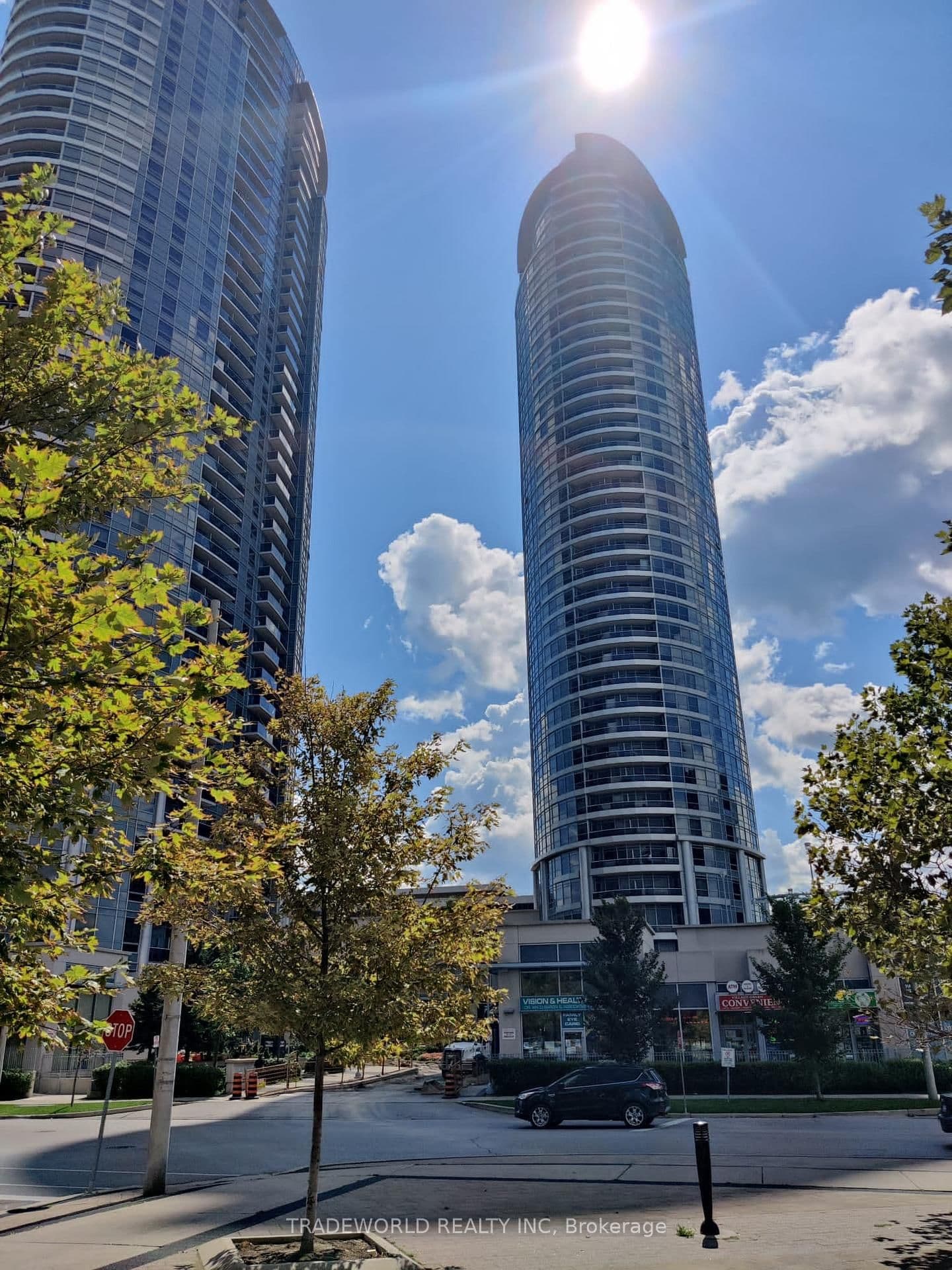 #3203 - 125 Village Green Square