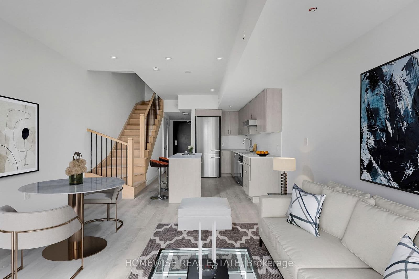 485 Logan Avenue, Unit 314