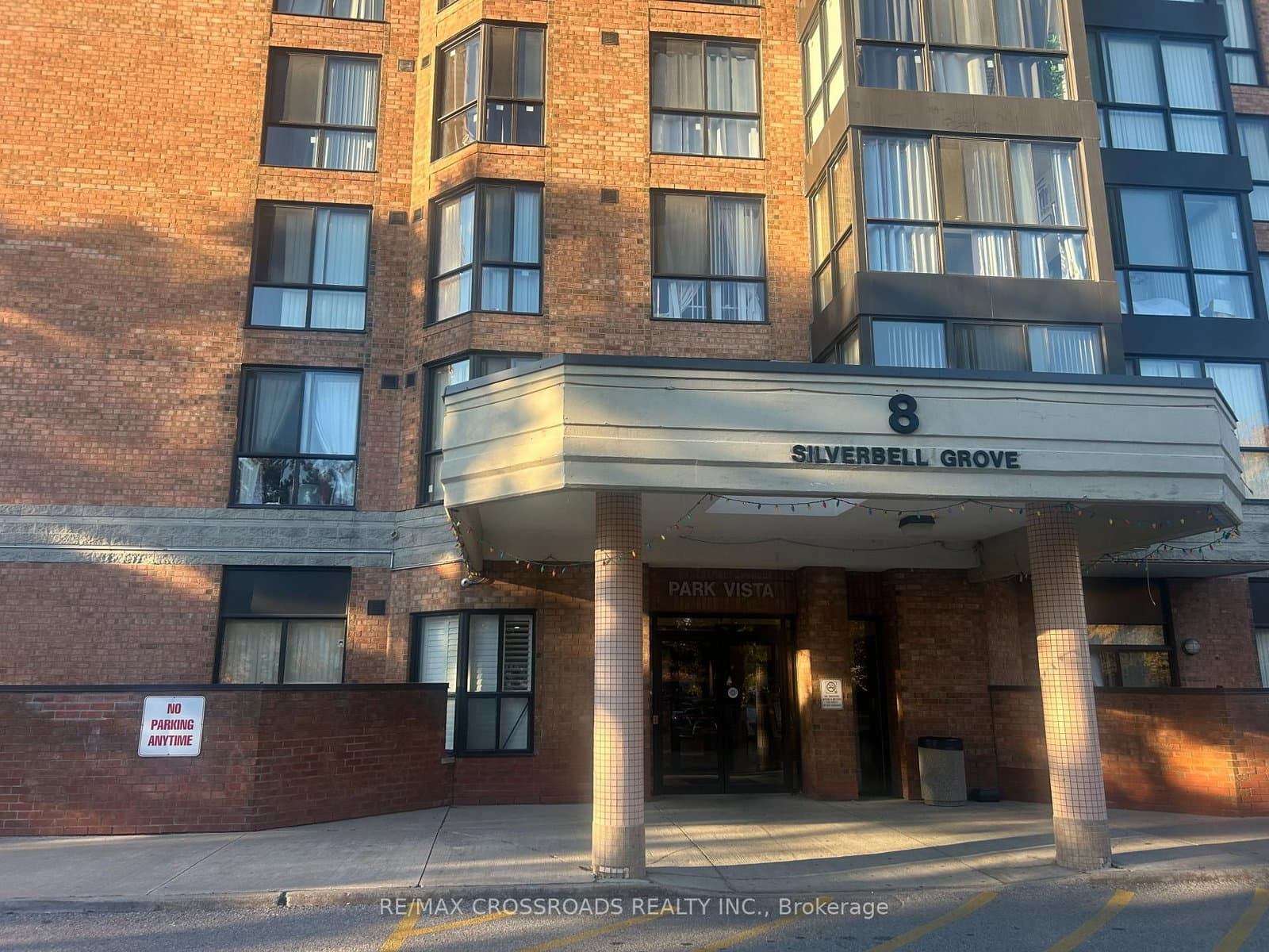 #209 - 8 Silverbelle Grove