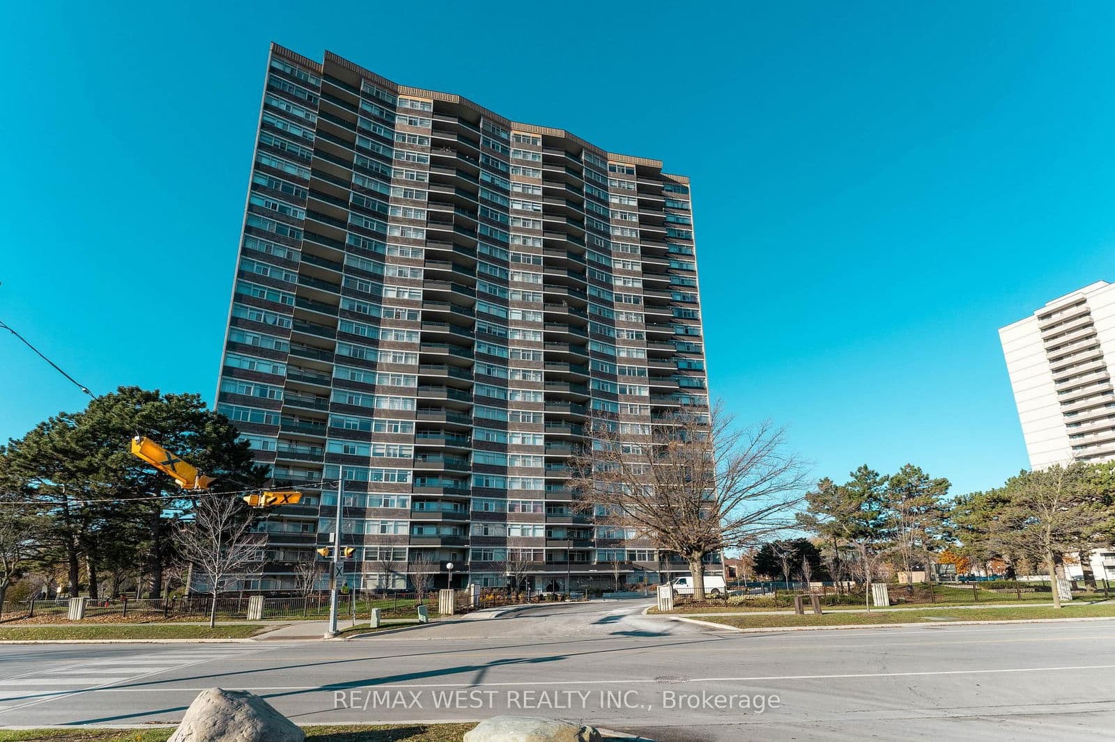 #2307 - 3151 Bridletowne Circle
