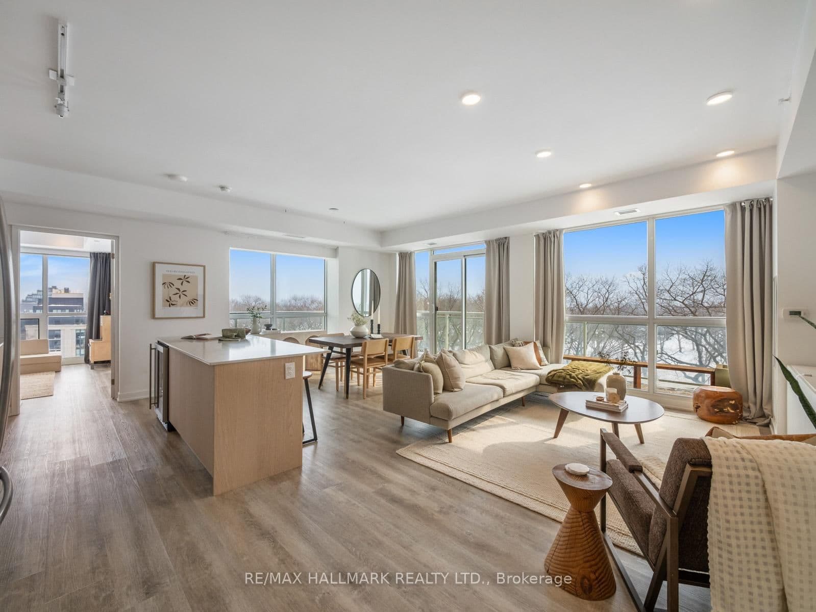 #604 - 1350 Kingston Road