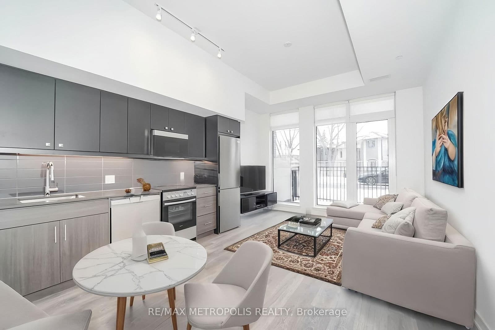 2 Manderley Drive, Unit 104