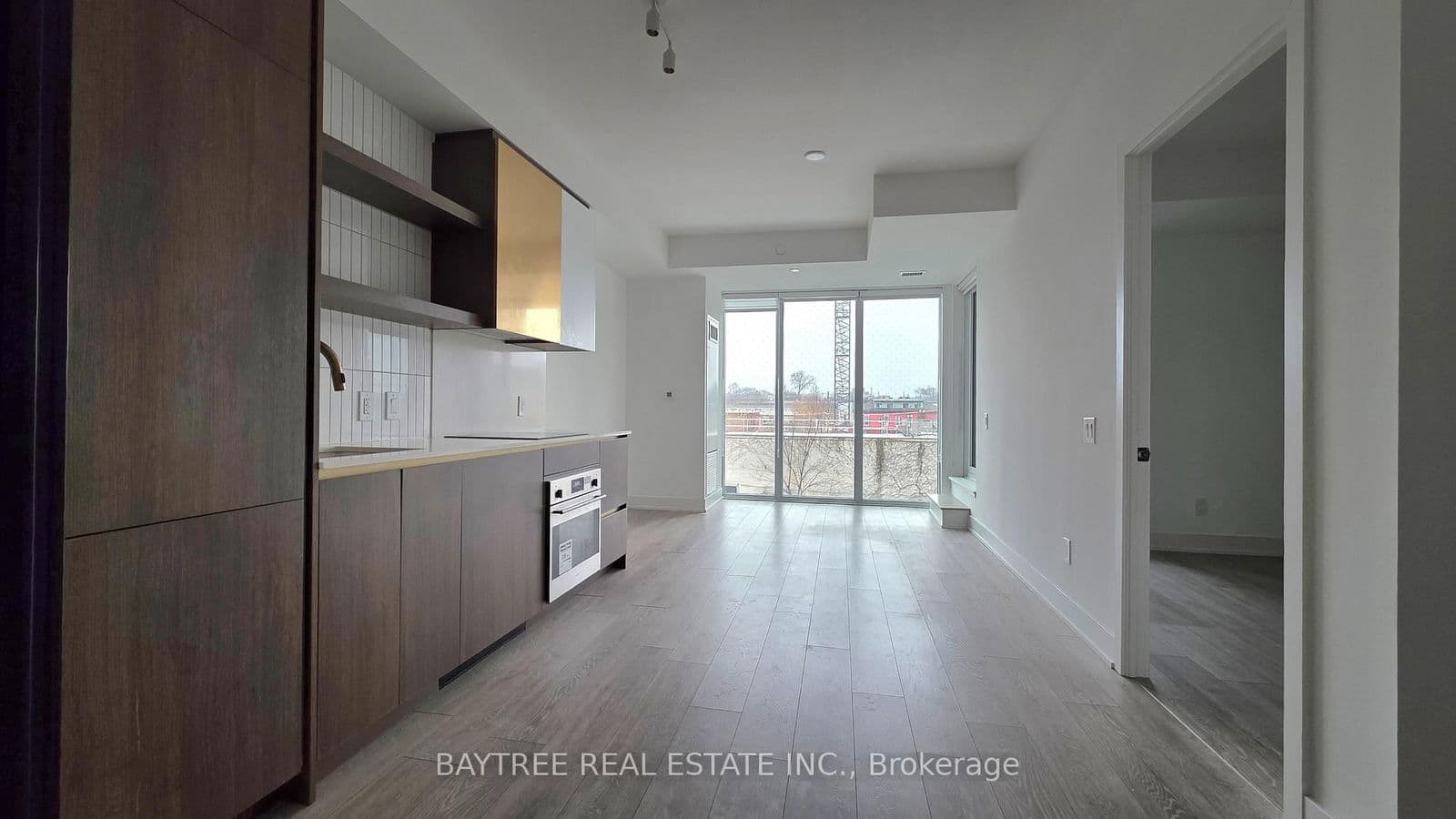 1285 Queen Street E, Unit 316