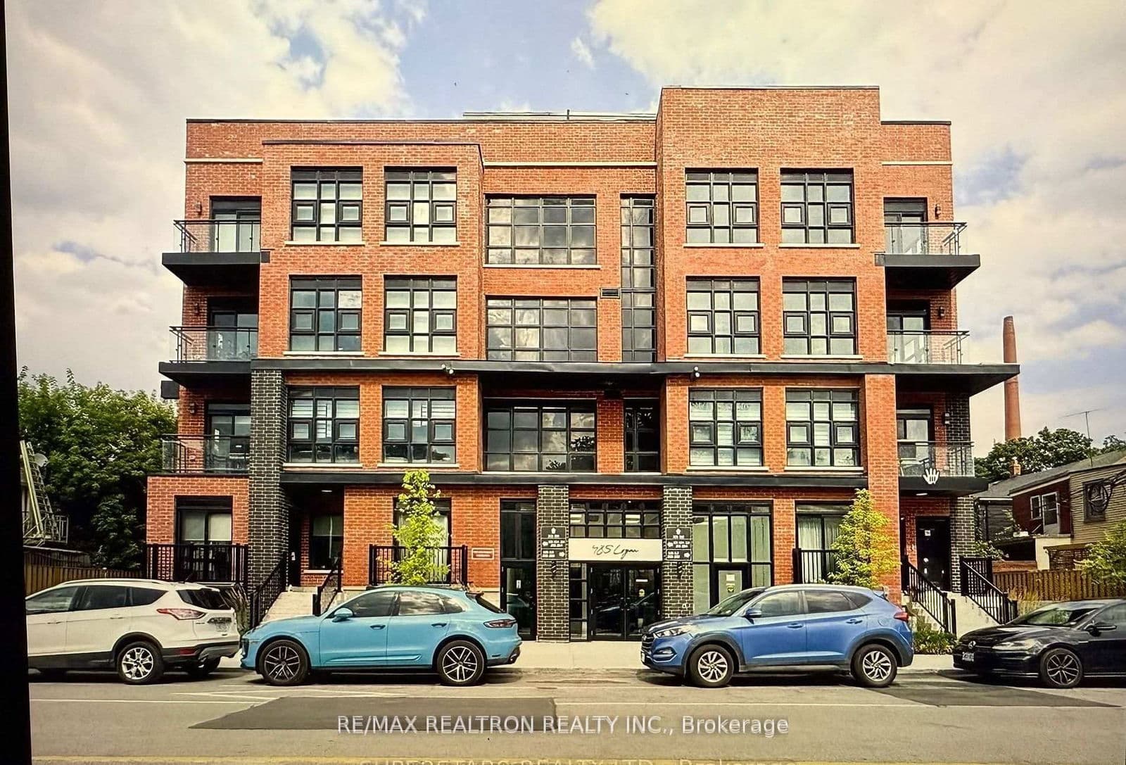 485 Logan Avenue, Unit 312