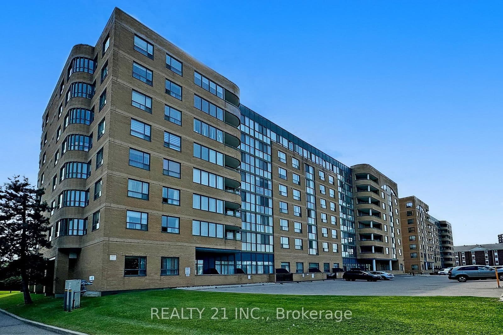 #607 - 1665 Pickering Parkway