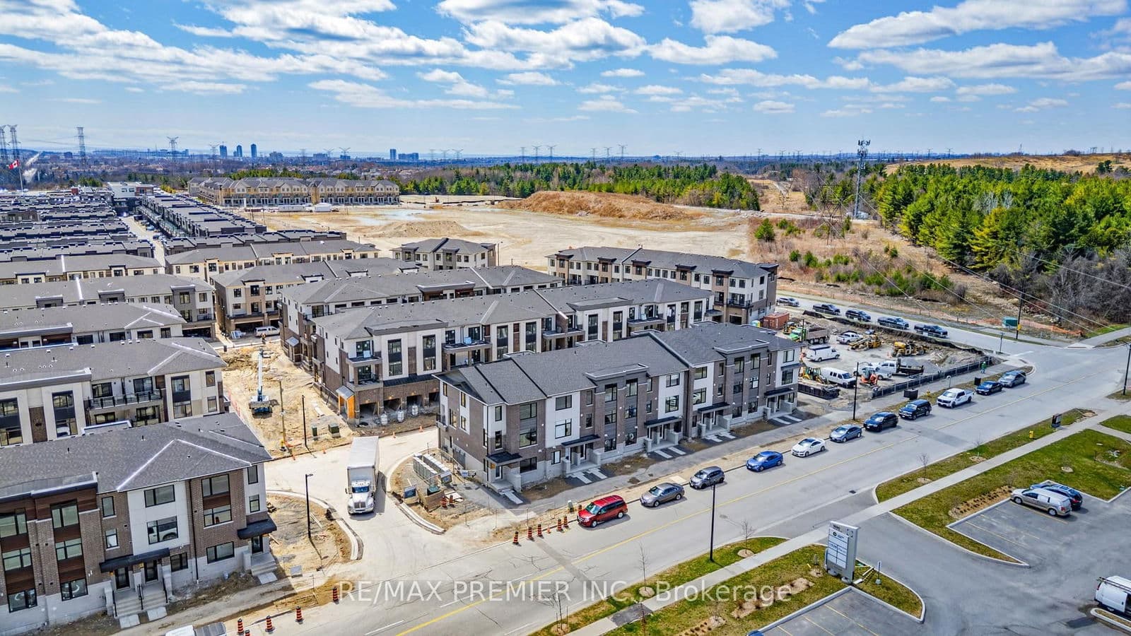 1695 Dersan Street, Unit 325