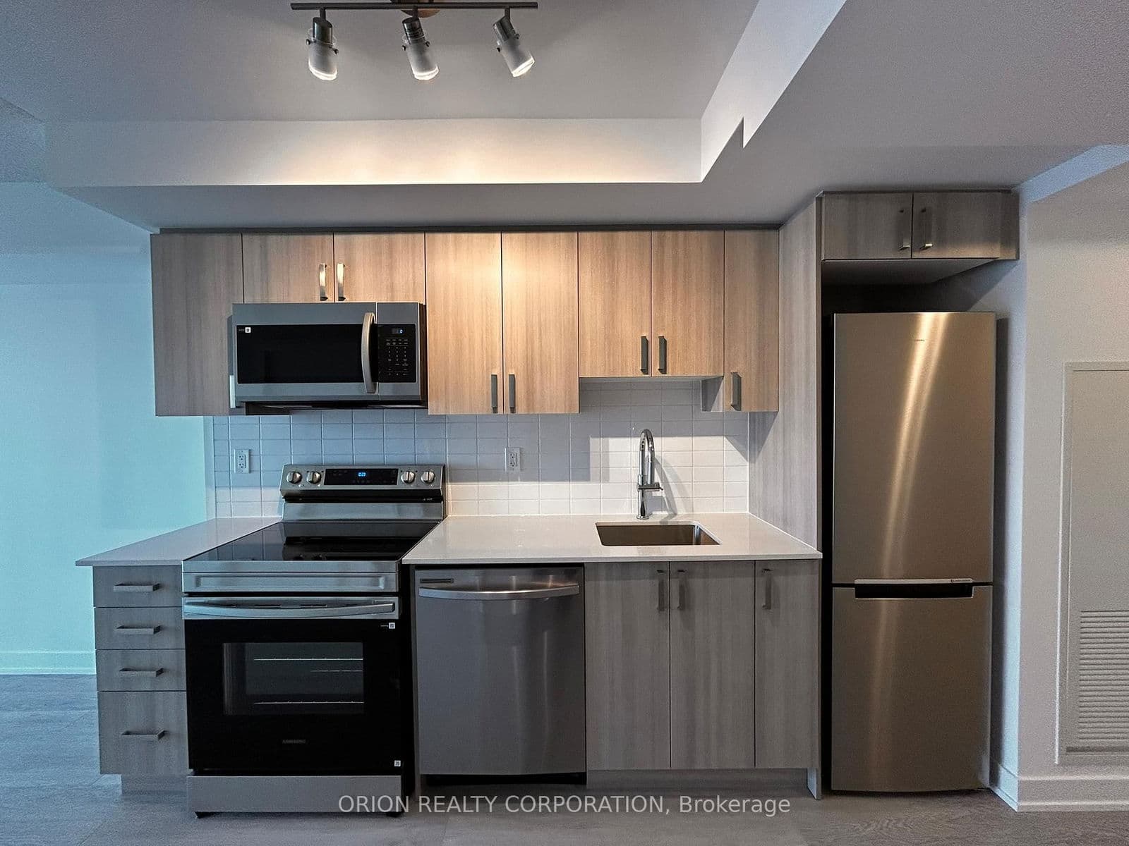 #1709 - 1010 Sandy Beach Road