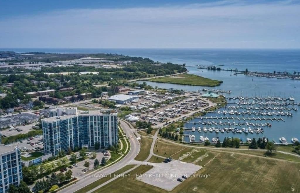 #903 - 340 Watson Street W