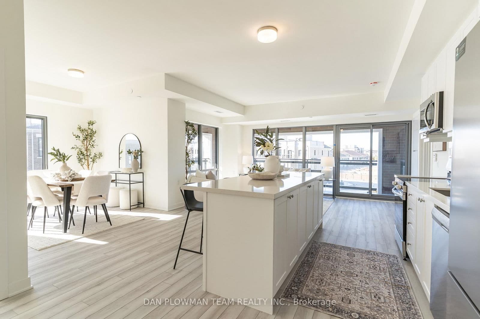 #321 - 51 Clarington Boulevard