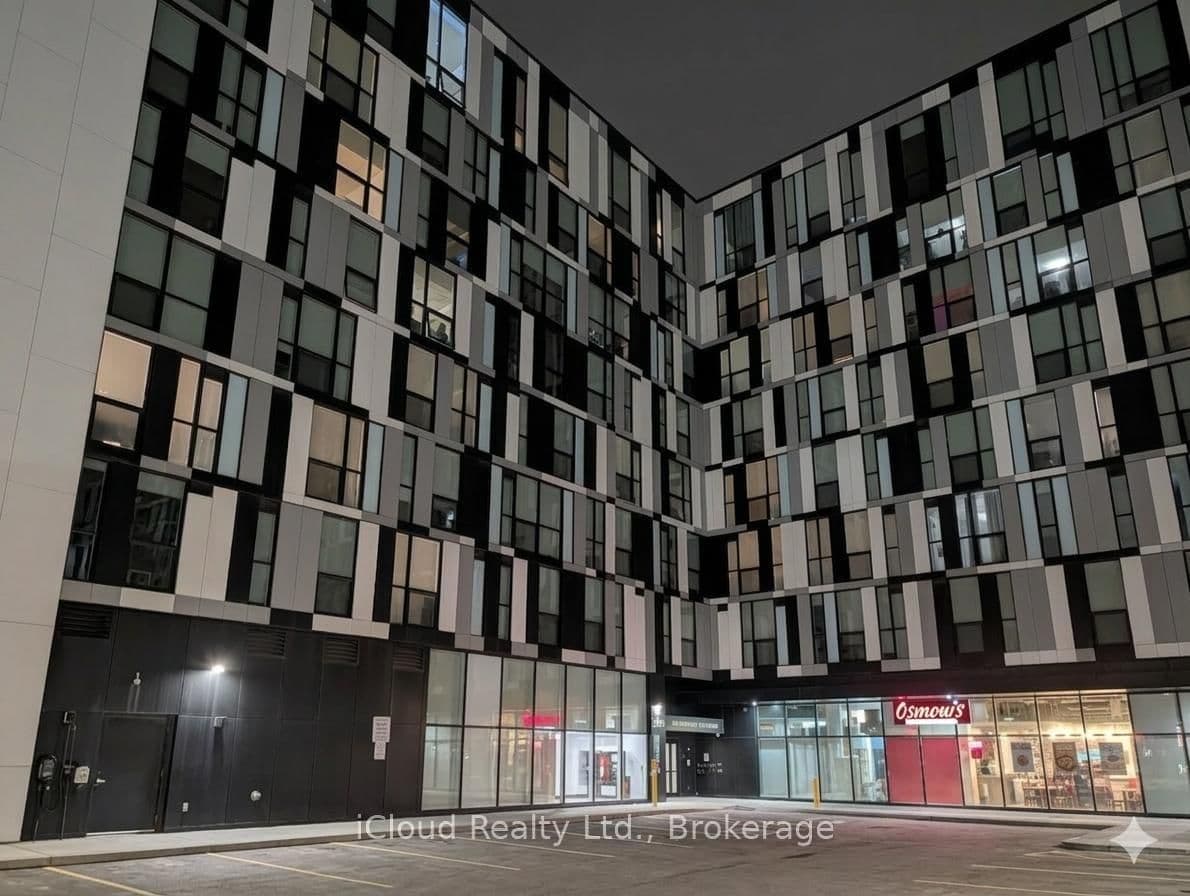 #518 - 1900 Simcoe Street N