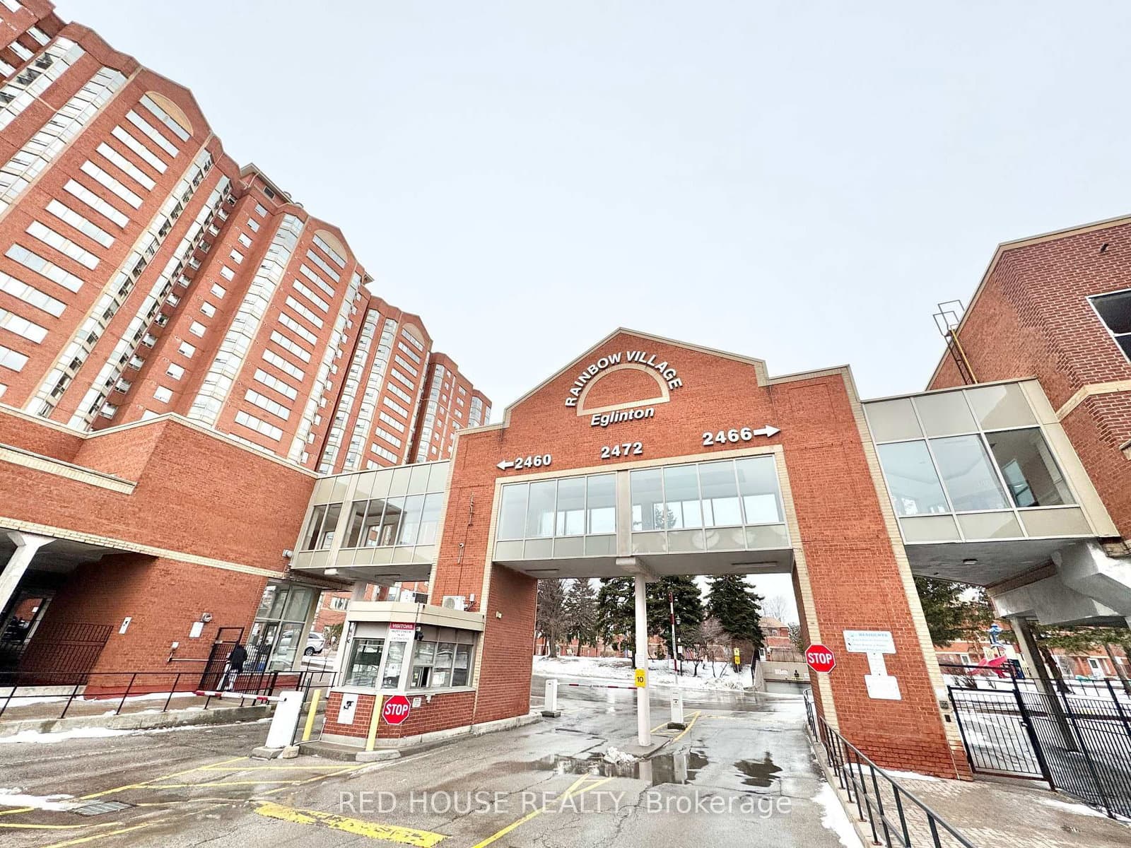 2460 Eglinton Avenue E, Unit 404