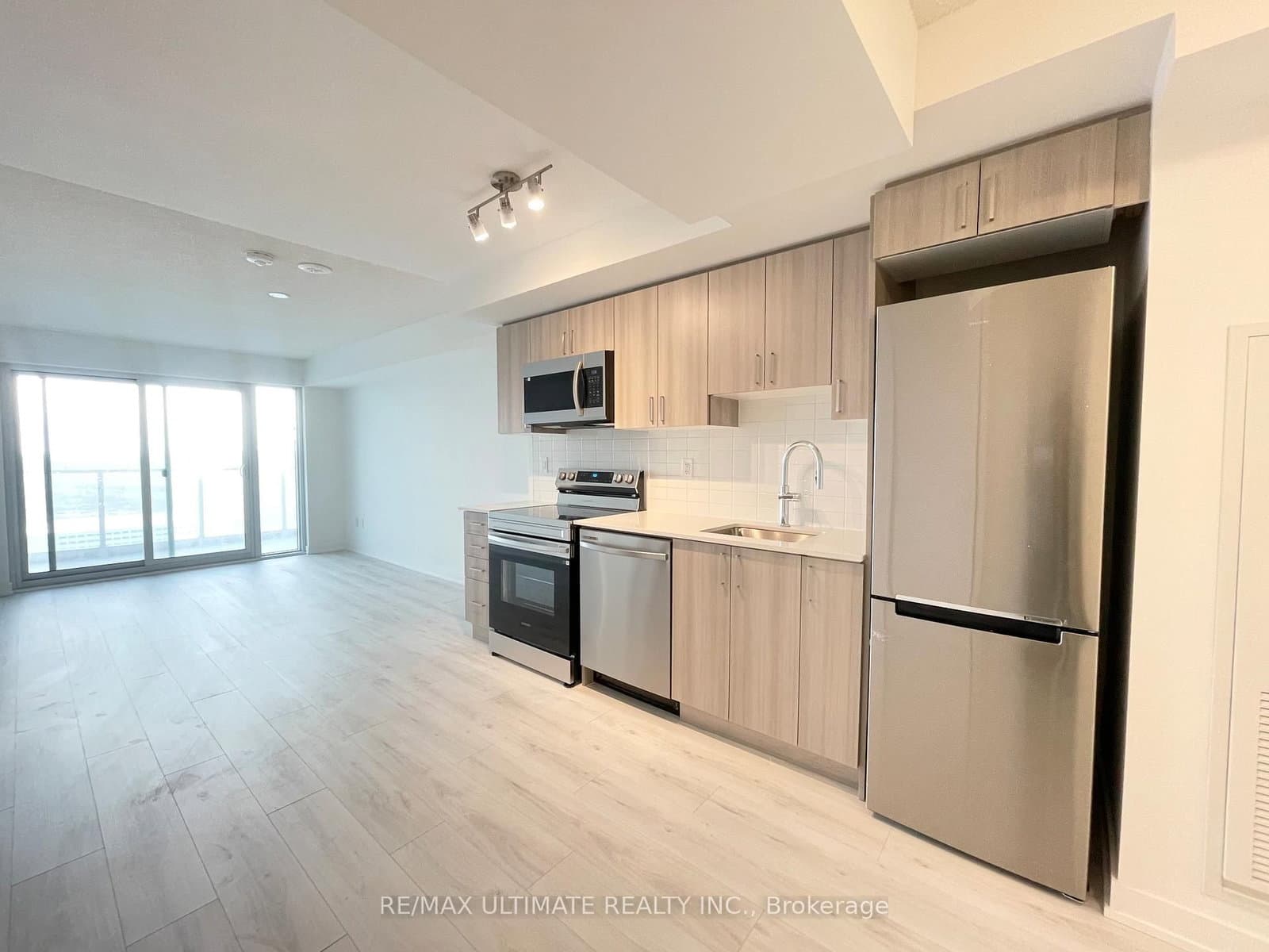 #2309 - 1010 Sandy Beach Road