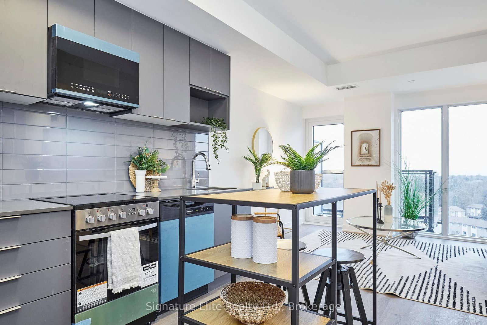 4569 Kingston Road, Unit 908