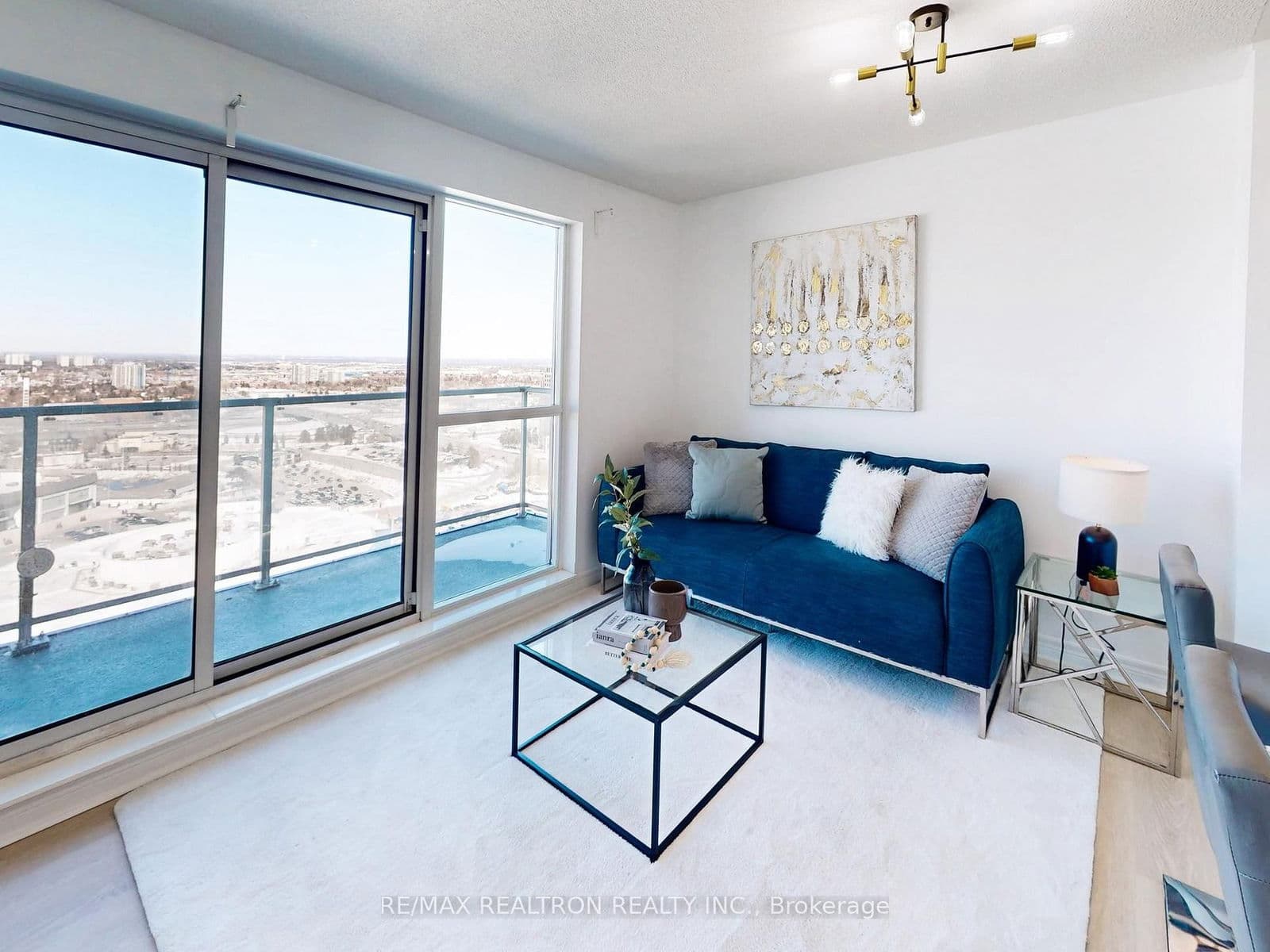 #2501 - 70 Town Centre Court