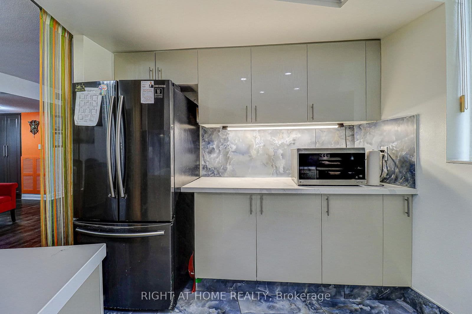 #605 - 757 Victoria Park Avenue