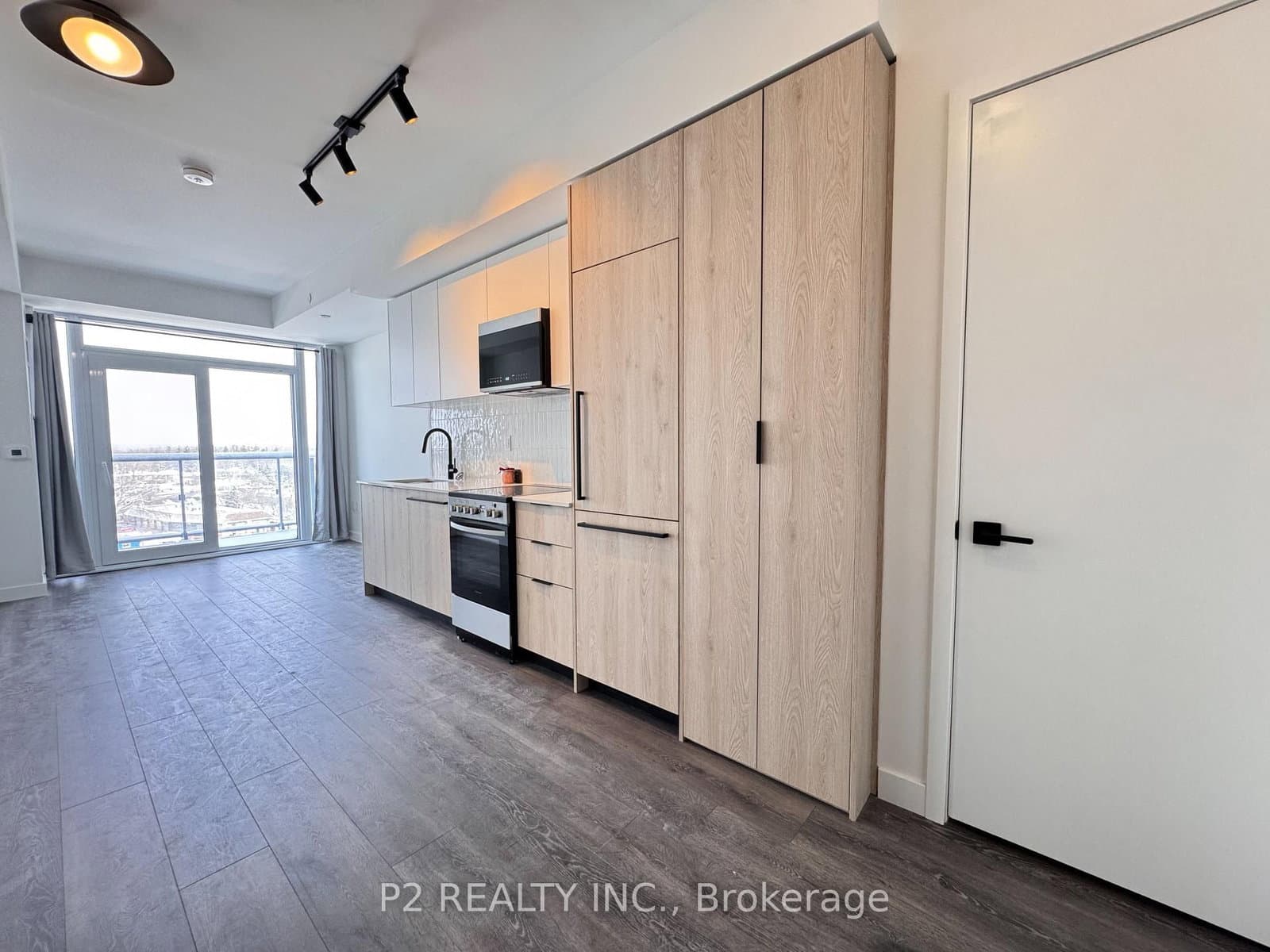 1635 MILITARY Trail, Unit 812