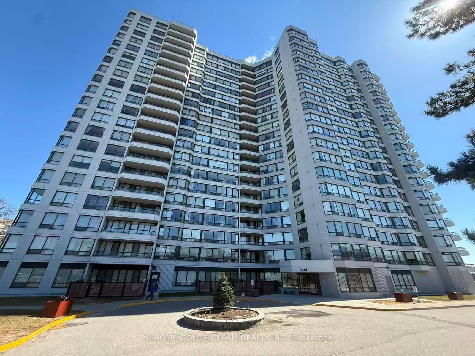 #612 - 300 Alton Towers Circle