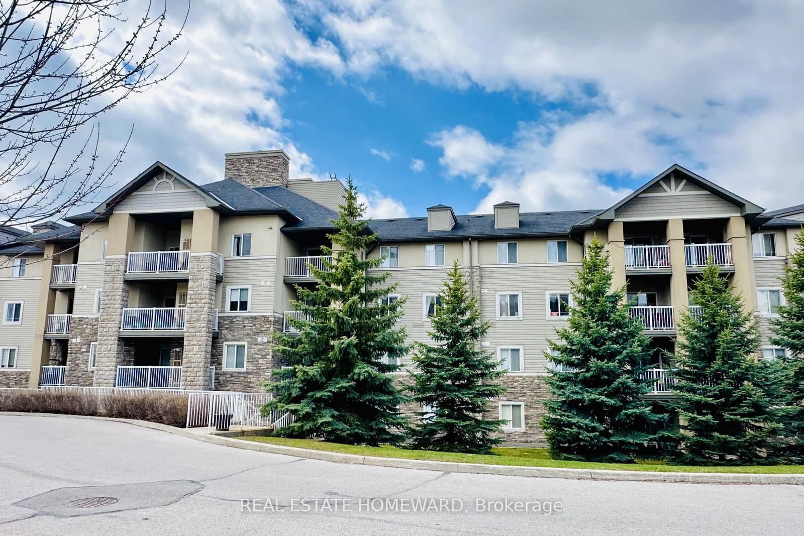 #401 - 684 Warden Avenue