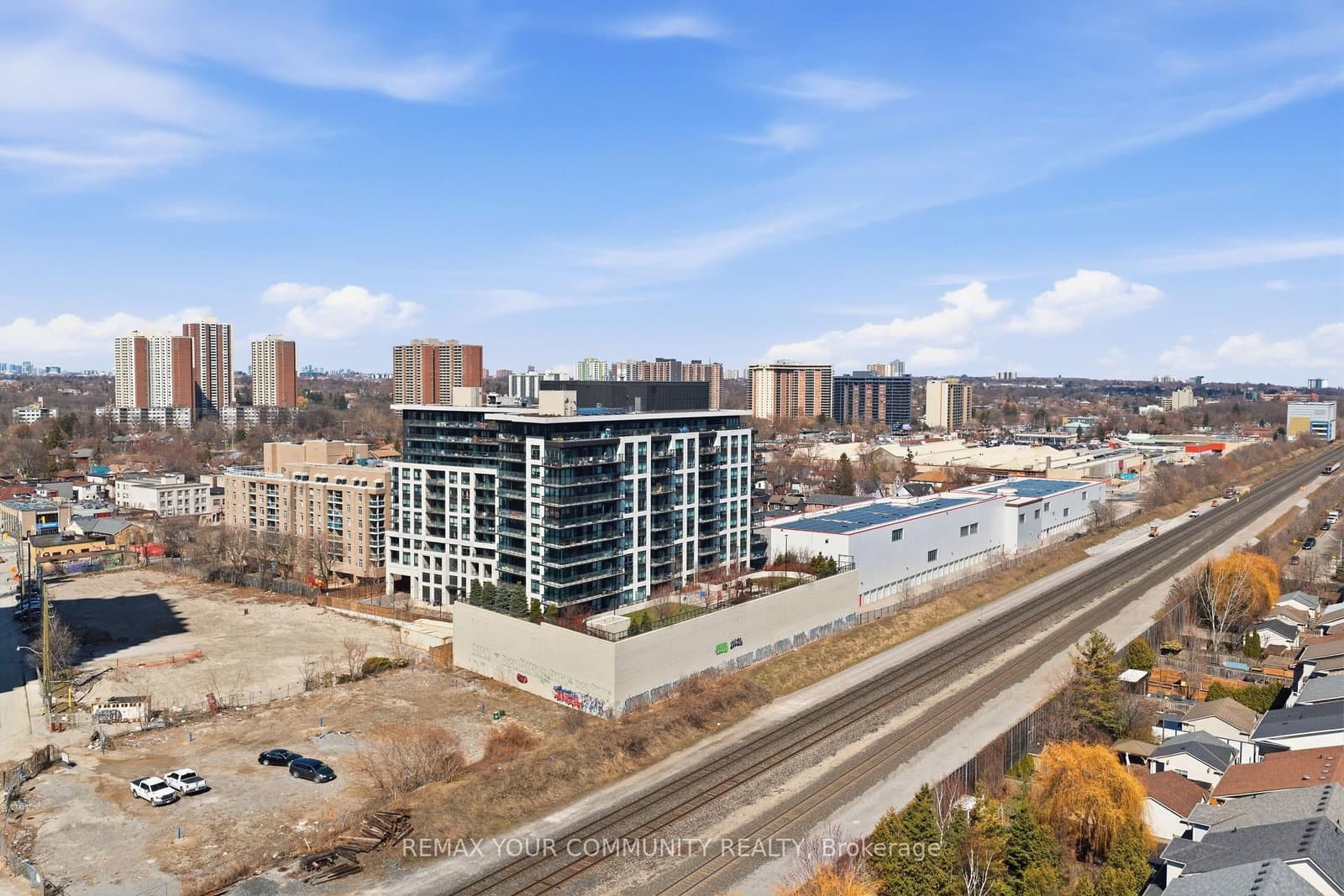 8 Trent Avenue, Unit 407