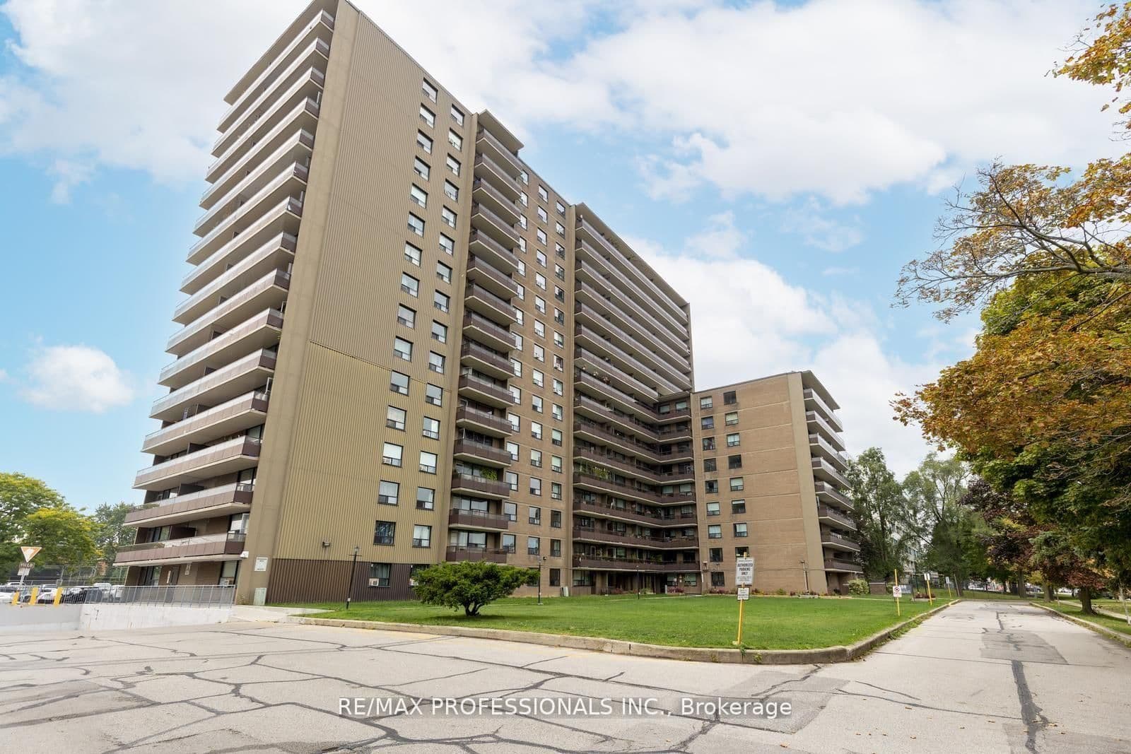 #1704 - 180 Markham Road