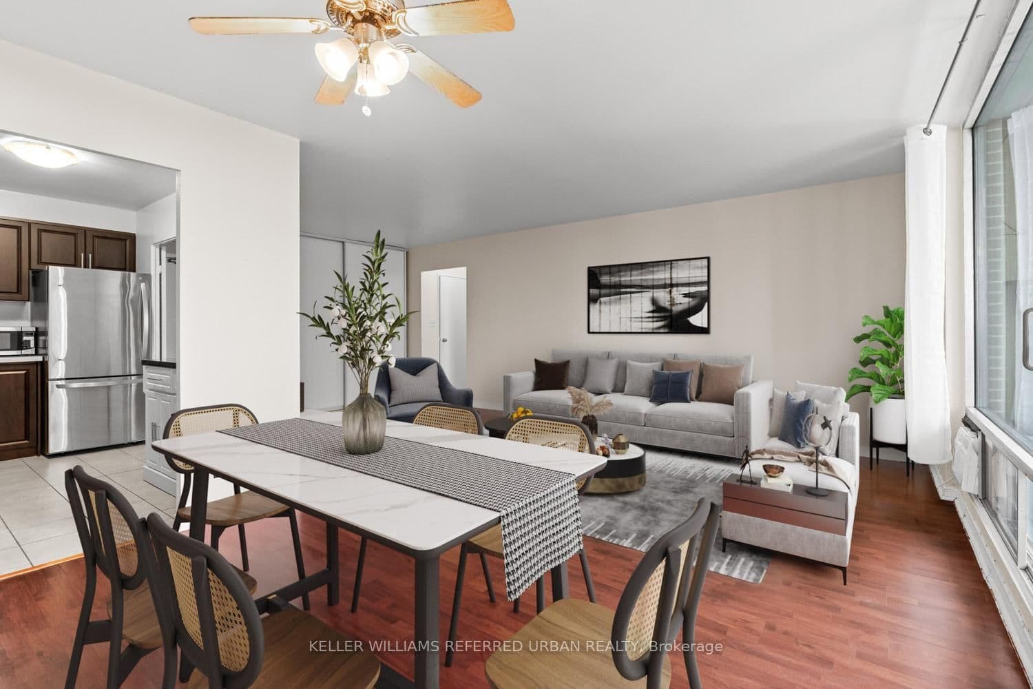 #903 - 5 Massey Square