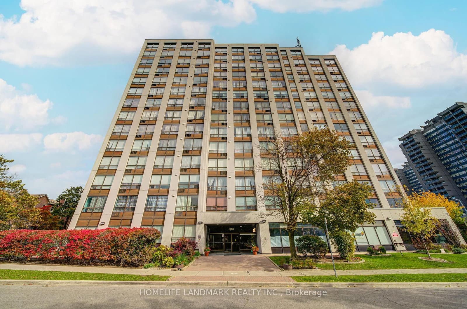 #303 - 1 Reidmount Avenue